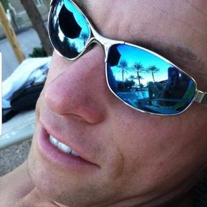 Meet your Posher, Shawn